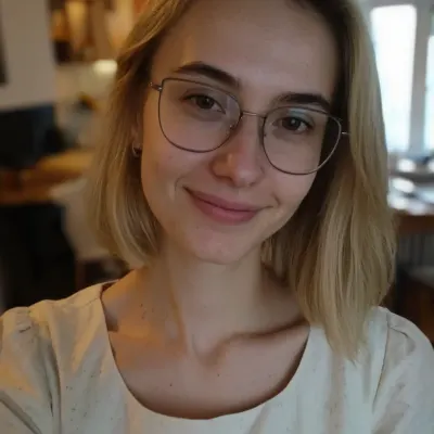 Света, 32