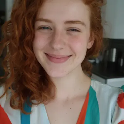 С рюкзаком, 24